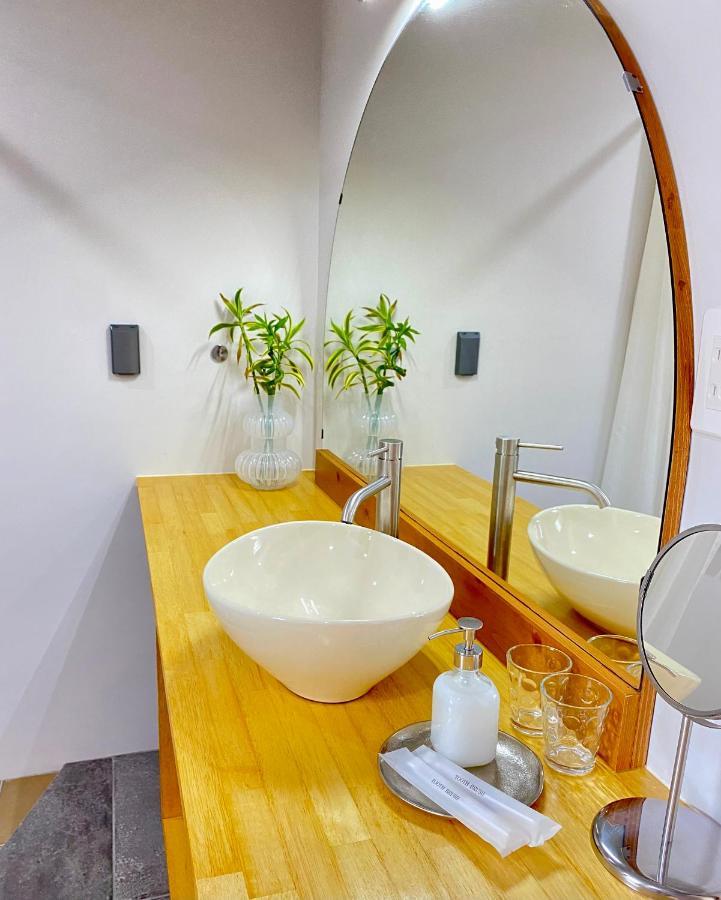 Hotel Little Swiss House 모토부 외부 사진