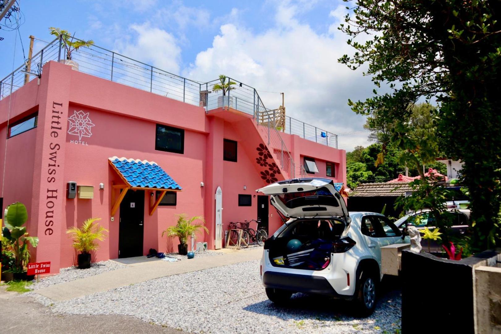 Hotel Little Swiss House 모토부 외부 사진